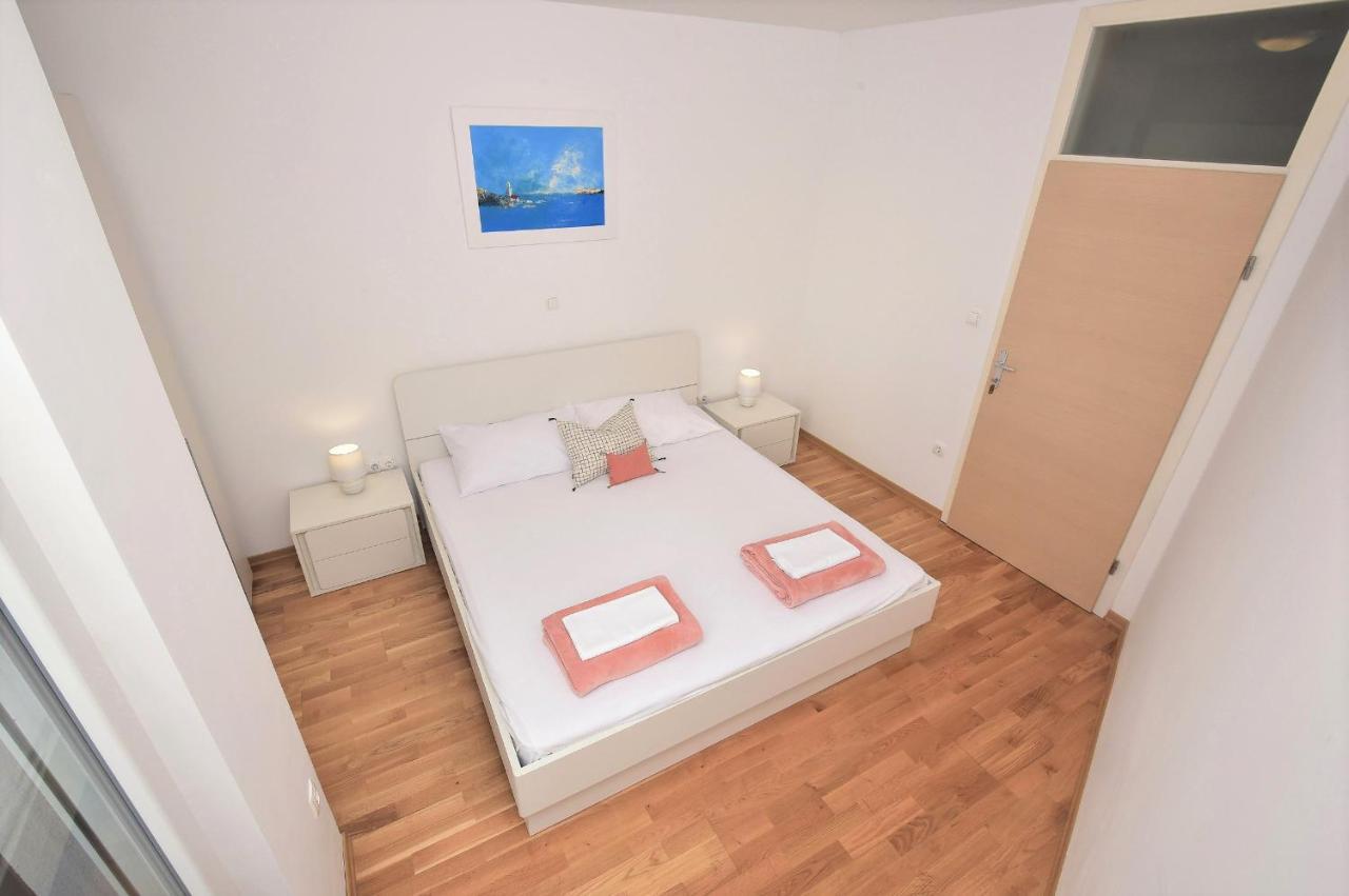 Sunshine Apartment Макарска Екстериор снимка